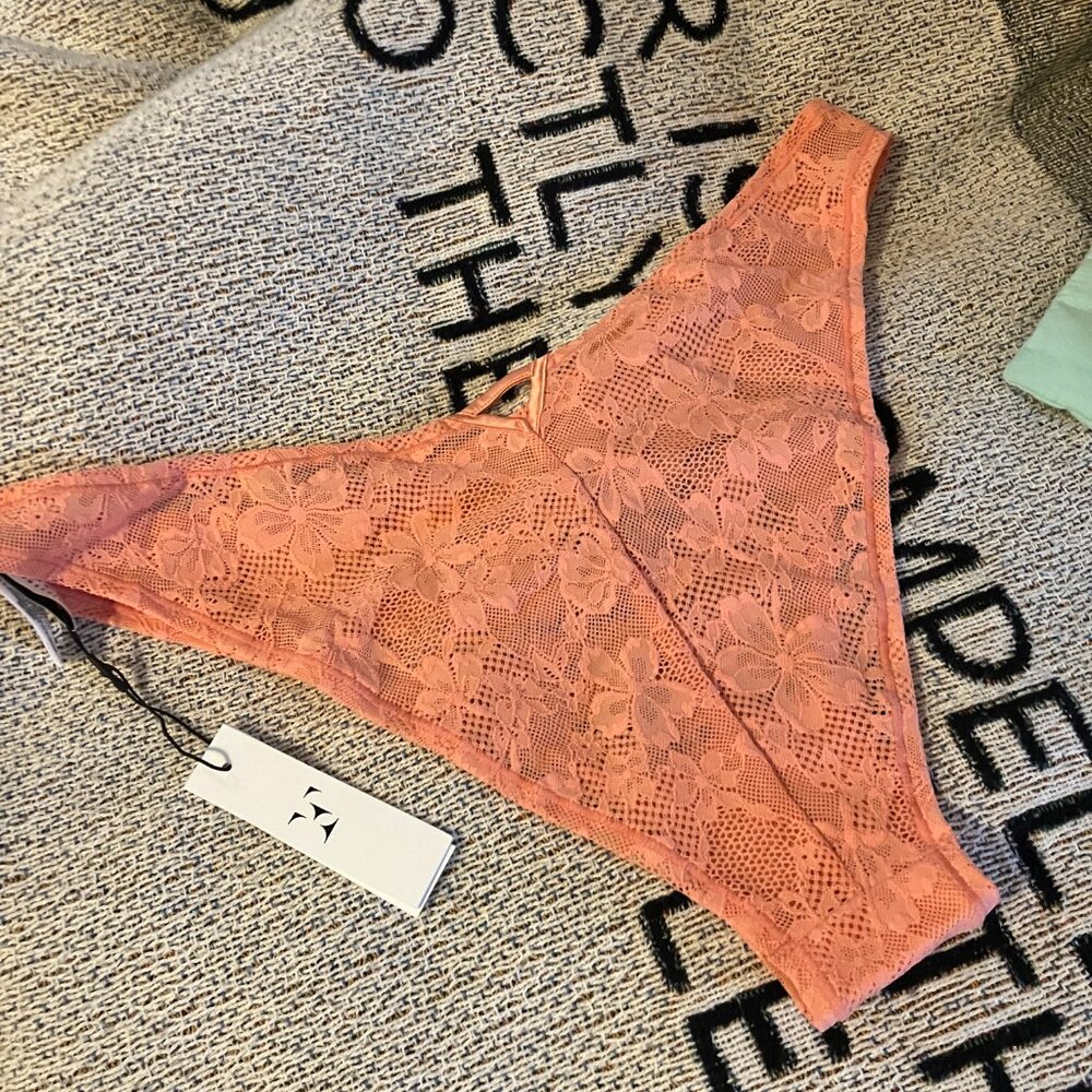 Fleur du Mal - Le Stretch Lace Cheeky - Apricot - XL - New with Tags
